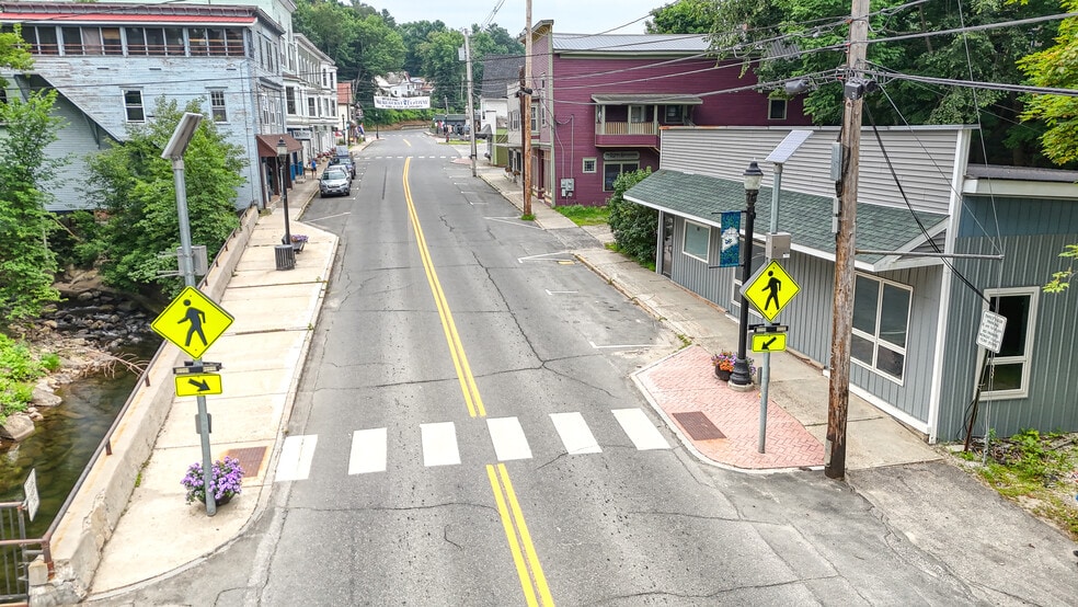 More Photos Of 370 Main St, Wilton Restaurant For Sale