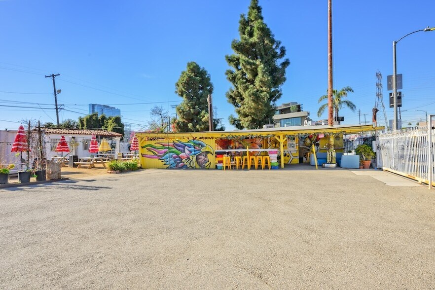 More Photos Of 5740-5750 W Adams Blvd, Los Angeles Land For Sale