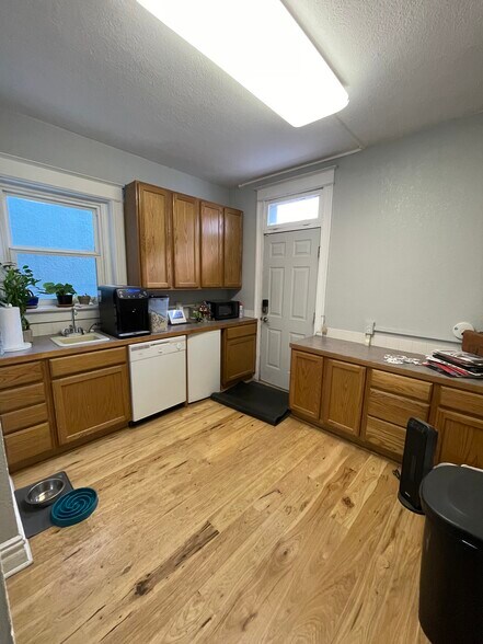 More Photos Of 144 W 11th Ave, Denver Office Residential For Lease