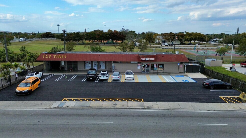 More Photos Of 3251-3255 NW 183rd St, Opa-locka Storefront For Sale