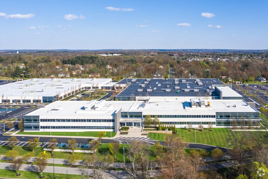 More Photos Of 721 Arbor Way, Blue Bell Office For Lease