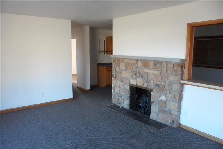 More Photos Of 1360 S Lake Park Ave, Hobart Office For Lease