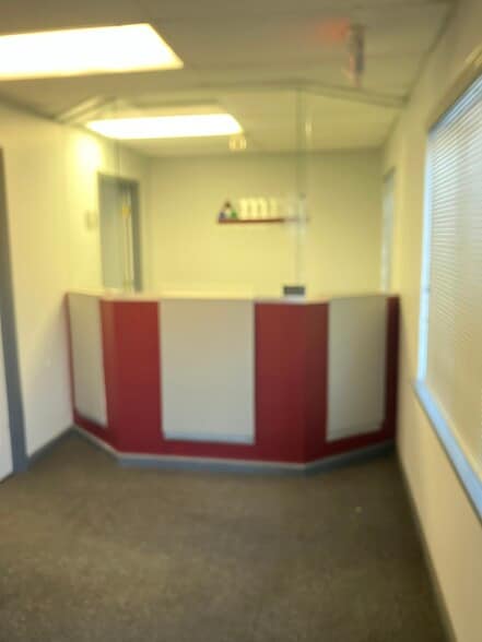 More Photos Of 7253-7259 Hanover Pky, Greenbelt Office For Lease