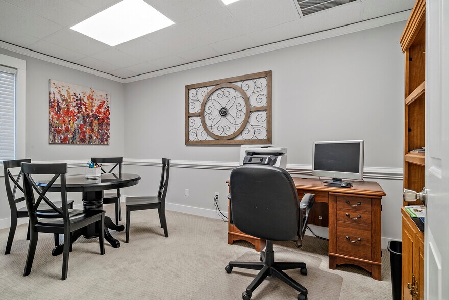 More Photos Of 1121 Old Concord Rd, Salisbury Office For Sale