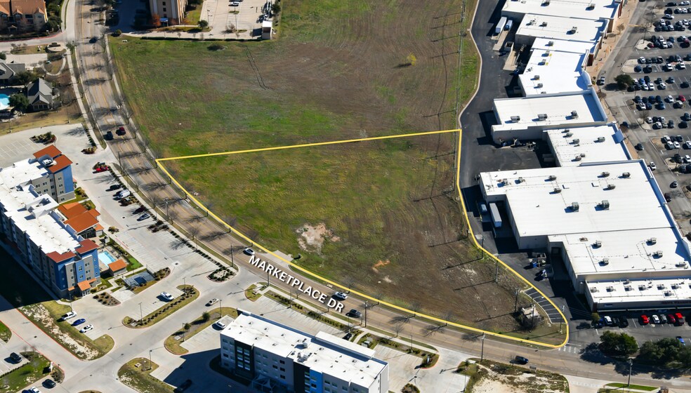 More Photos Of 2425 Marketplace, Waco Land For Sale