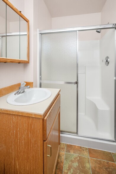 More Photos Of 424 Williams St, Mossyrock Office For Lease