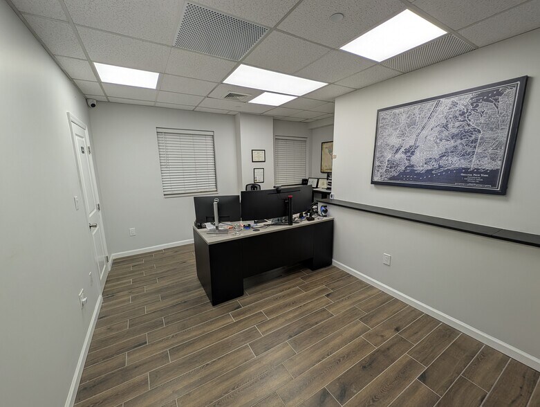 More Photos Of 2940 Richmond Ter, Staten Island Office For Sale