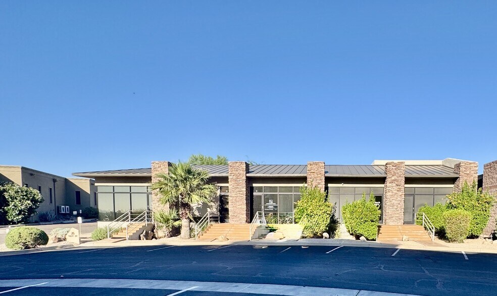 More Photos Of 25 Easy St, Carefree Office For Lease