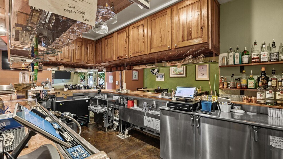 More Photos Of 3245 I-70 Business Loop, Clifton Restaurant For Sale