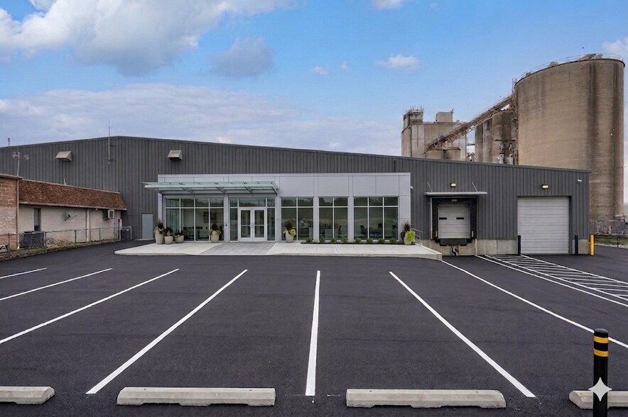 More Photos Of 3549 Hempland Rd, Lancaster Warehouse For Lease