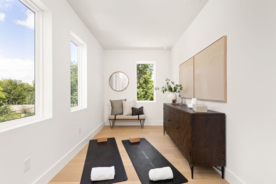 More Photos Of 3528 Gonzales st, Austin Land For Sale