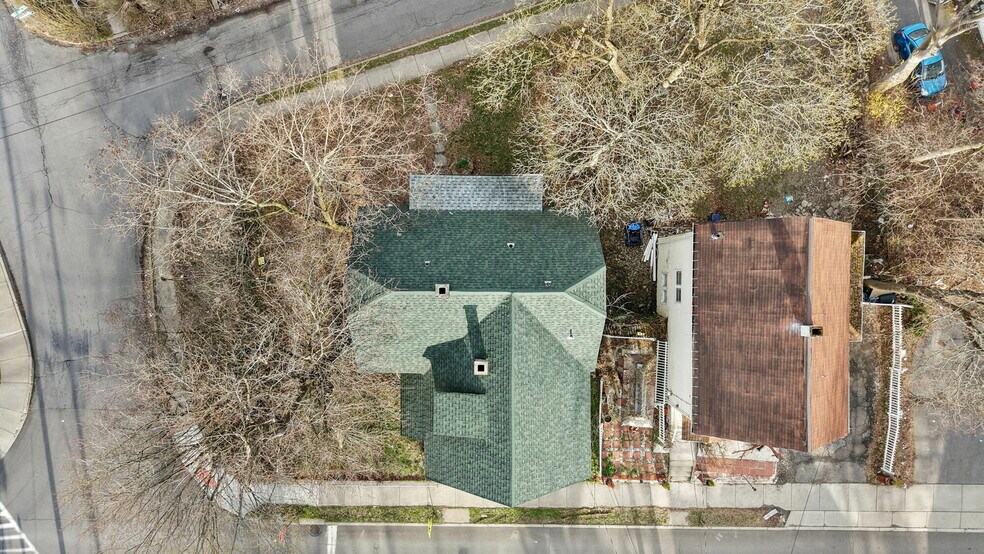 More Photos Of 101 Pennsylvania Ave, Binghamton Apartments For Sale