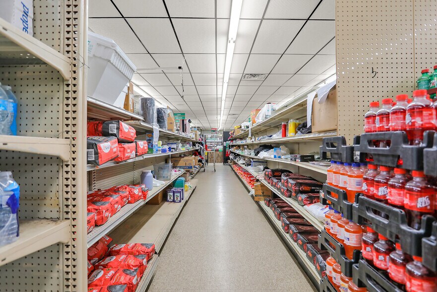 More Photos Of 9135 S Mill Rd, Knightstown Supermarket For Sale