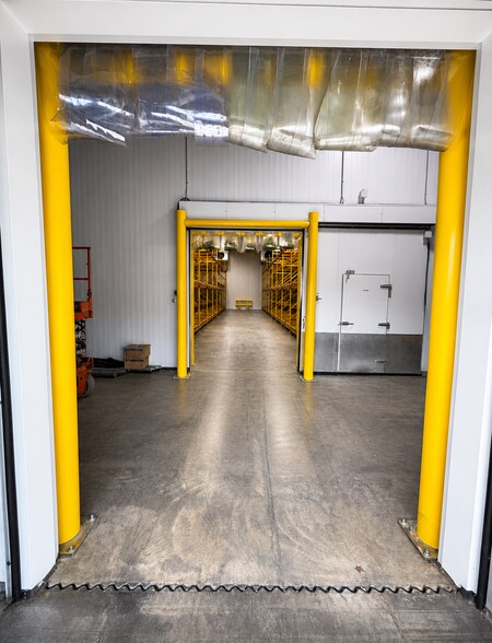 More Photos Of 2501 E President St, Savannah Refrigeration Cold Storage For Lease