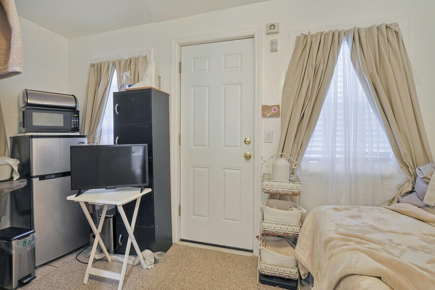 More Photos Of 169 Sickles Ave, Nyack Apartments For Sale
