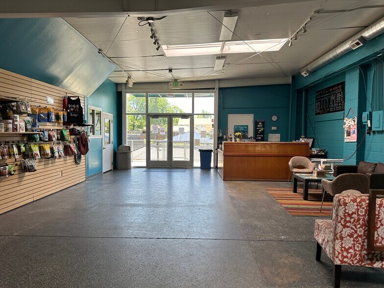 More Photos Of 2827 S 2300 E, Salt Lake City Storefront For Sale