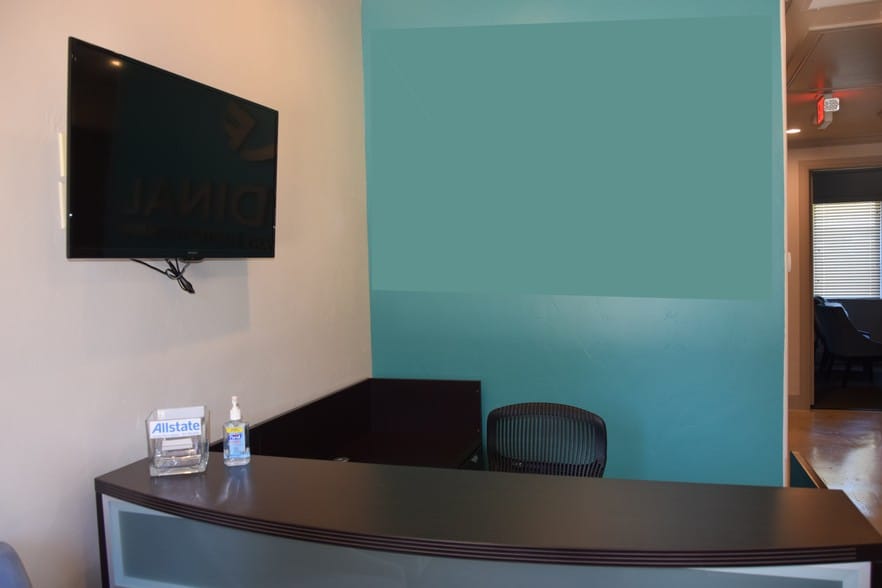 More Photos Of 414 N Main St, Grapevine Loft Creative Space For Lease