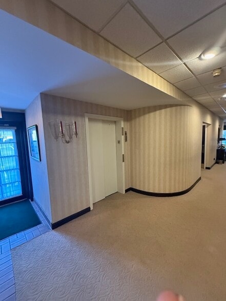 More Photos Of 619-625 Rue St, Florissant Funeral Home For Sale