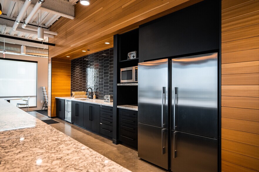 More Photos Of 323 State St, La Crosse Apartments For Sale