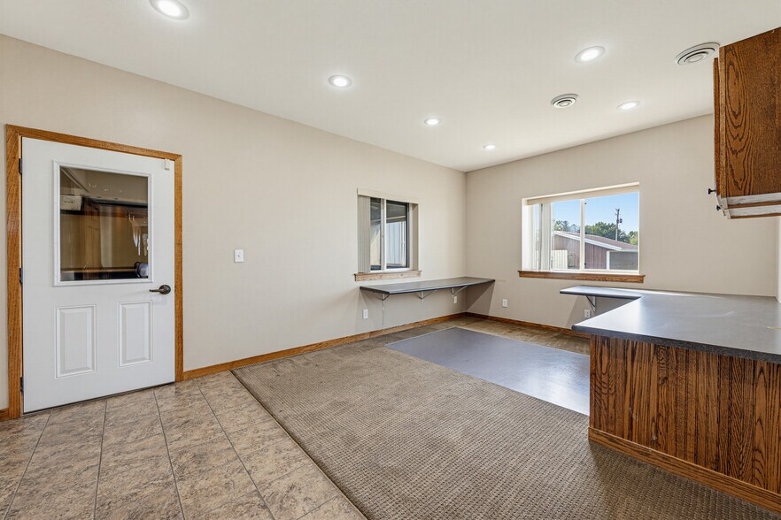 More Photos Of 104 Cedar Ave S, Watkins Warehouse For Sale