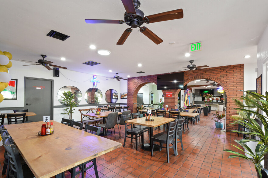 More Photos Of 528 W Chapman Ave, Orange Freestanding For Sale