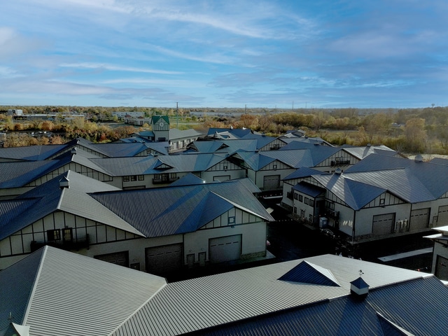 More Photos Of 2220 Ferry Rd, Naperville Showroom For Sale