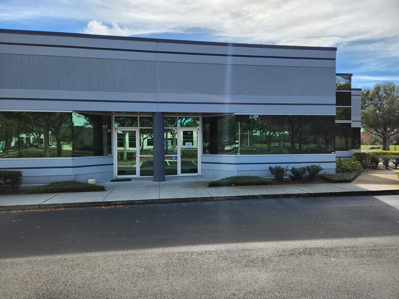 More Photos Of 7362 Futures Dr, Orlando Coworking Space