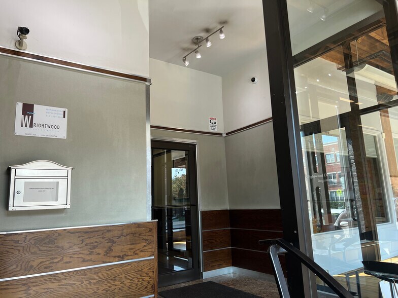 More Photos Of 1332 N Halsted St, Chicago Loft Creative Space For Lease