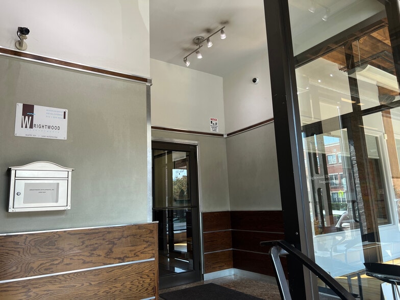 More Photos Of 1332 N Halsted St, Chicago Loft Creative Space For Lease