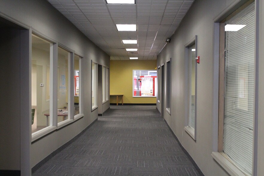 More Photos Of 200 Wanaque Ave, Pompton Lakes Storefront Retail Office For Lease