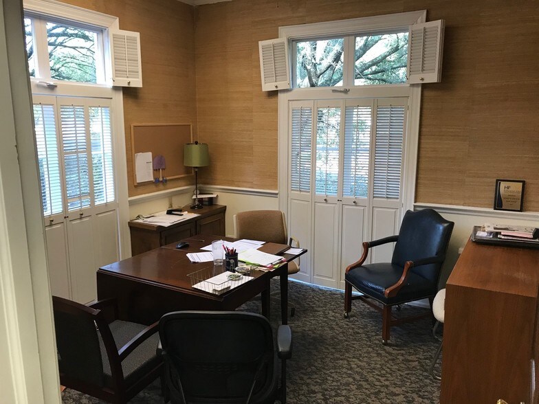 More Photos Of 1600 St Julian Pl, Columbia Office For Lease