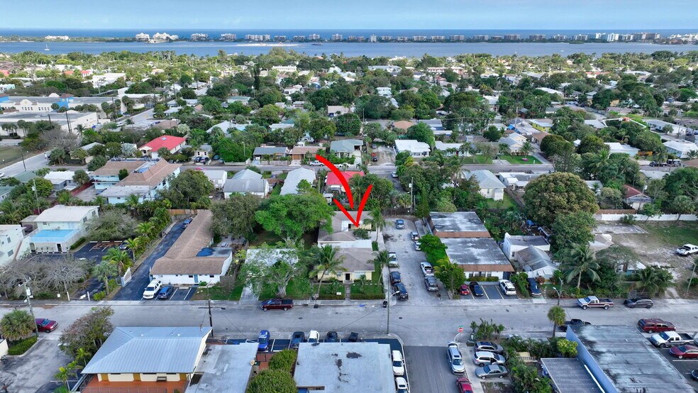More Photos Of 832 S J St, Lake Worth Beach Multifamily For Sale