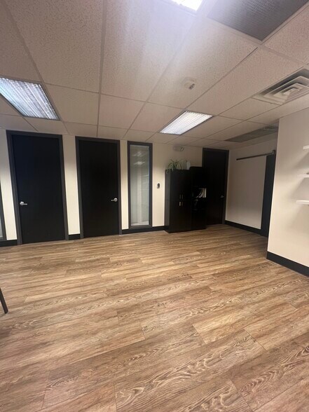 More Photos Of 12721 NE Bel Red Rd, Bellevue Office For Lease