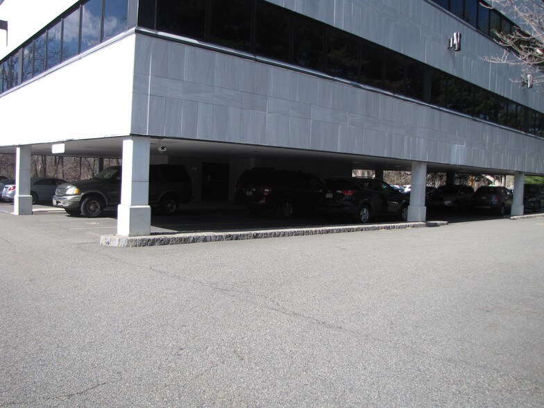 More Photos Of 275 Paterson Ave, Little Falls Medical For Lease