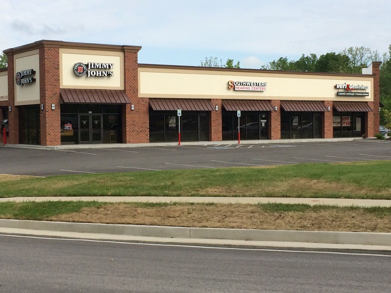 Primary Photo Of 301-309 N Highway 47, Union General Retail For Lease