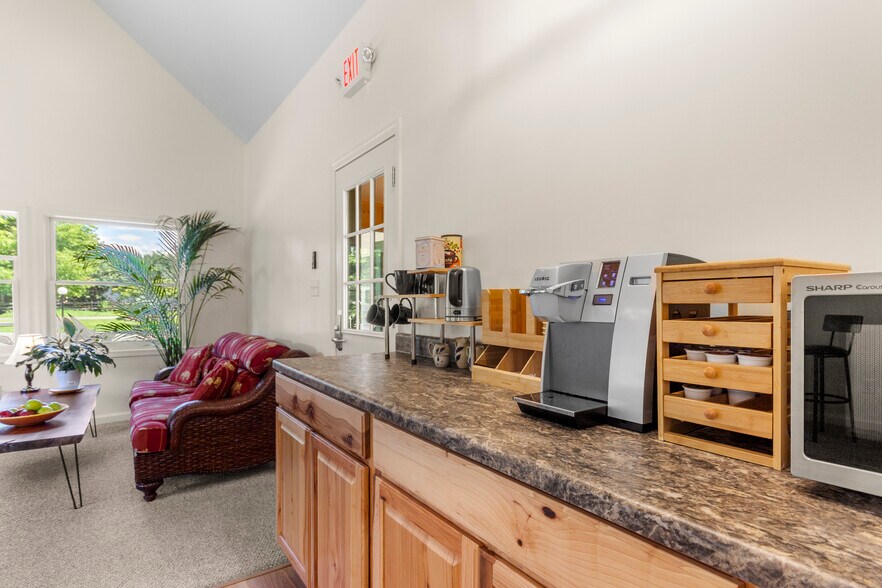 More Photos Of 3093 US Highway 9, Valatie Apartments For Sale