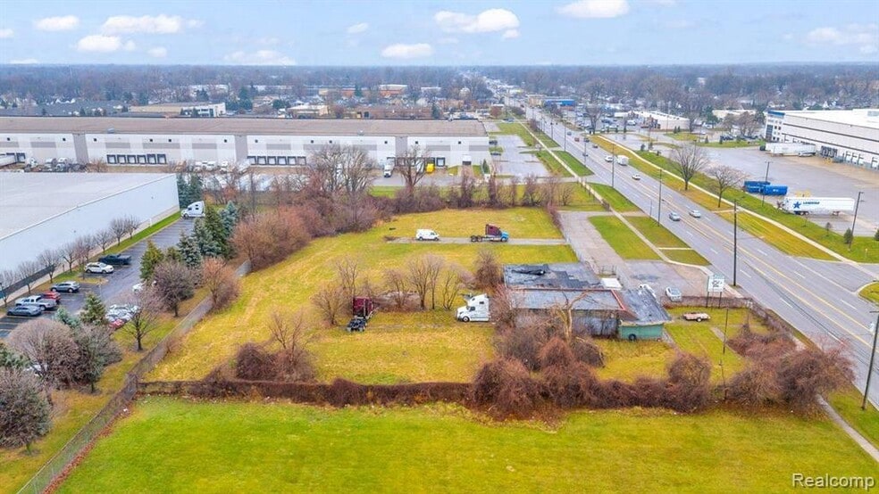 More Photos Of 24500 Dequindre Rd, Warren Garden Center For Sale