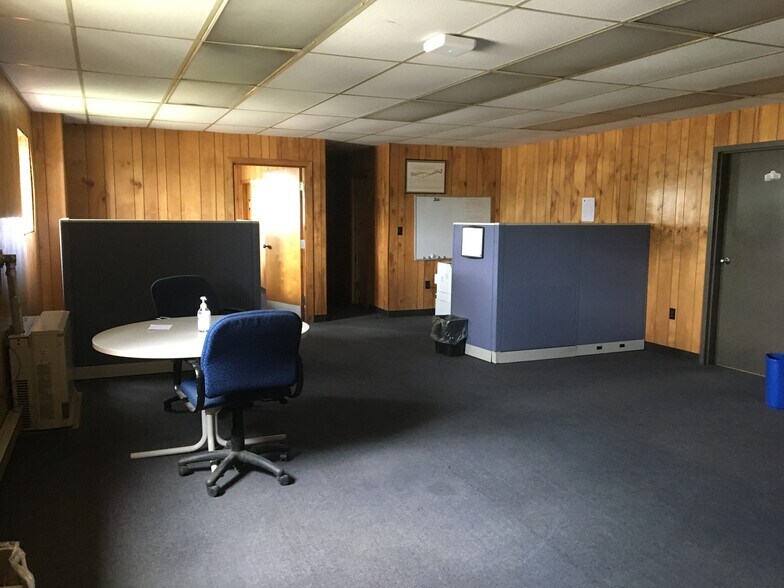 More Photos Of 38 Leighton Rd, Augusta Warehouse For Lease