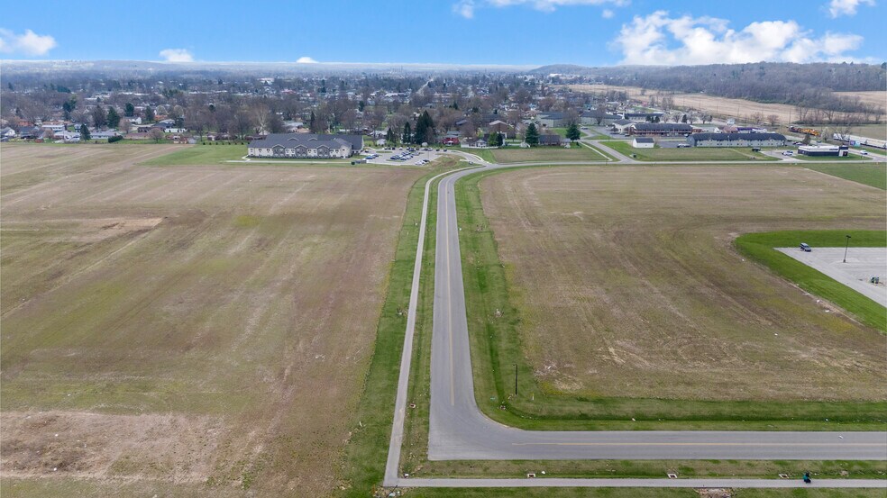 More Photos Of Western Ave, Connersville Land For Sale