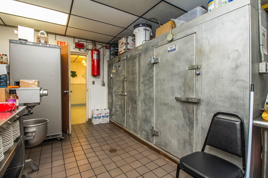 More Photos Of 31117 Plymouth Rd, Livonia Lodge Meeting Hall For Sale