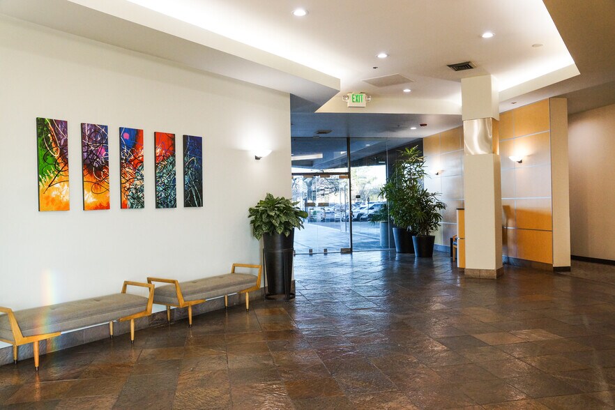 More Photos Of 1860 Howe Ave, Sacramento Office For Lease