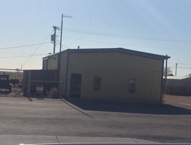 More Photos Of 2330 S Main Ave, Lovington Warehouse For Lease