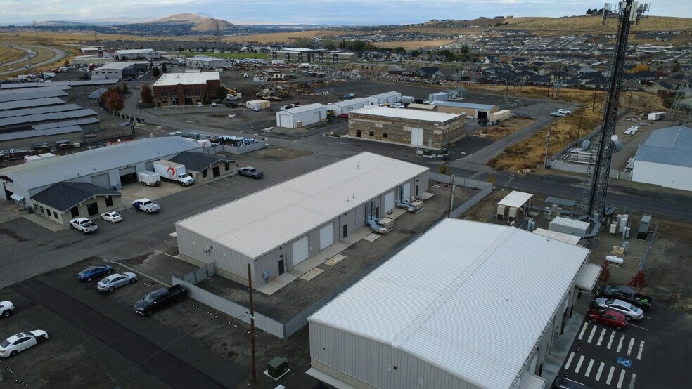 More Photos Of 5115 W Brinkley Rd, Kennewick Warehouse For Lease
