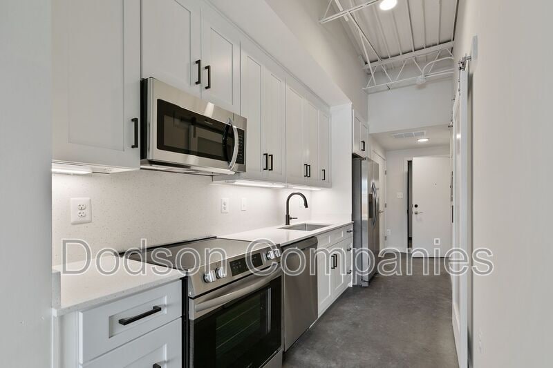 More Photos Of 5047 Forest Hill Ave, Richmond Apartments For Lease