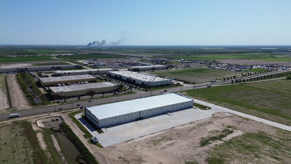 More Photos Of 890 E Military Hwy, Pharr Distribution For Sale
