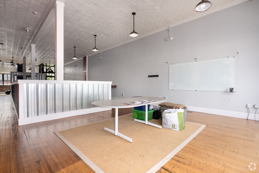 More Photos Of 705 N Main St, Winston-Salem Storefront Retail Office For Sale