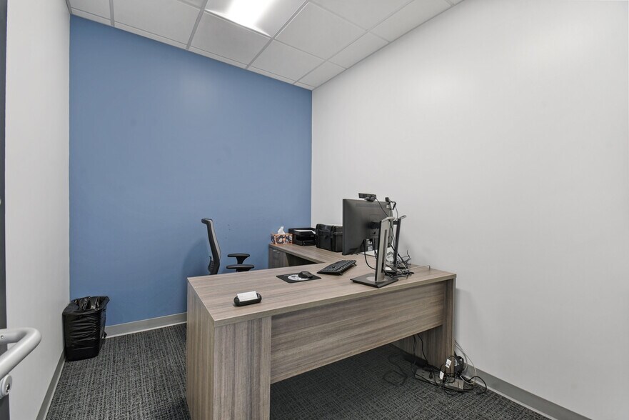 More Photos Of 10393 Fortune Pky, Jacksonville Office For Sale