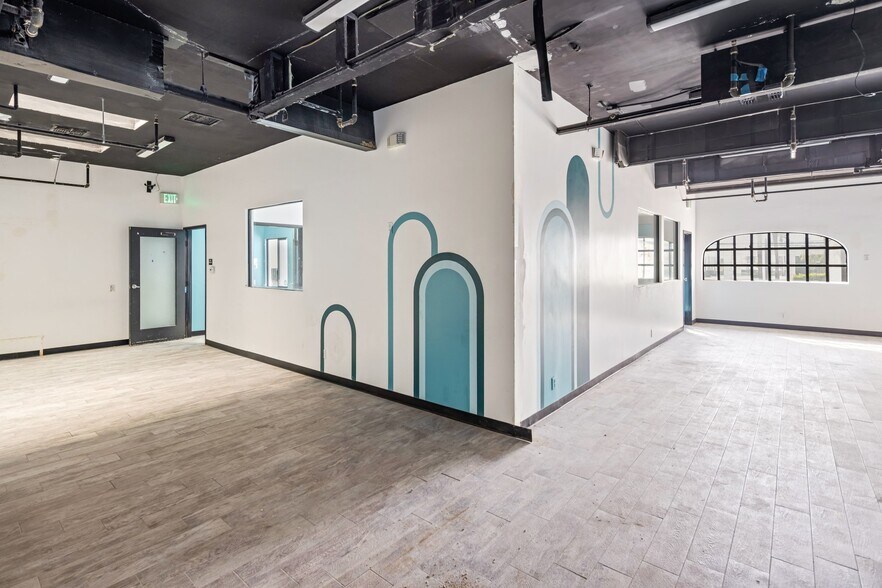 More Photos Of 1734-1746 S Sepulveda Blvd, Los Angeles Storefront Retail Office For Lease