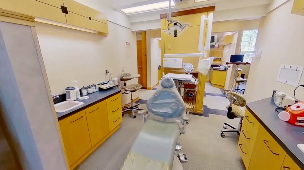 More Photos Of 1077 4th St, South Lake Tahoe Medical For Lease