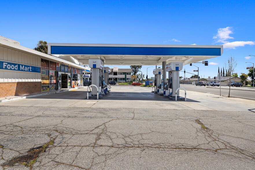 More Photos Of 15354 La Mirada Blvd, La Mirada General Retail For Sale